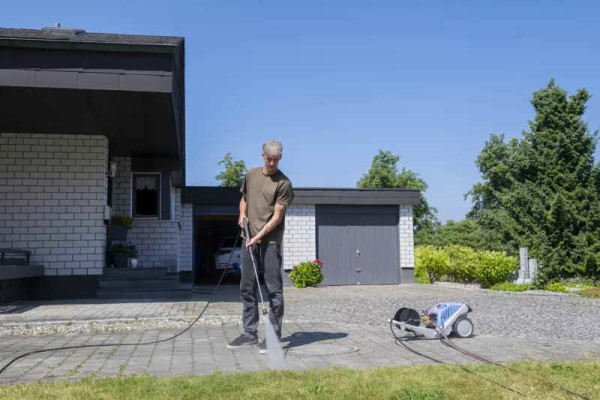 K1154 TST - Nettoyeur haute pression eau froide 140 bar Nettoyeur haute pression eau froide